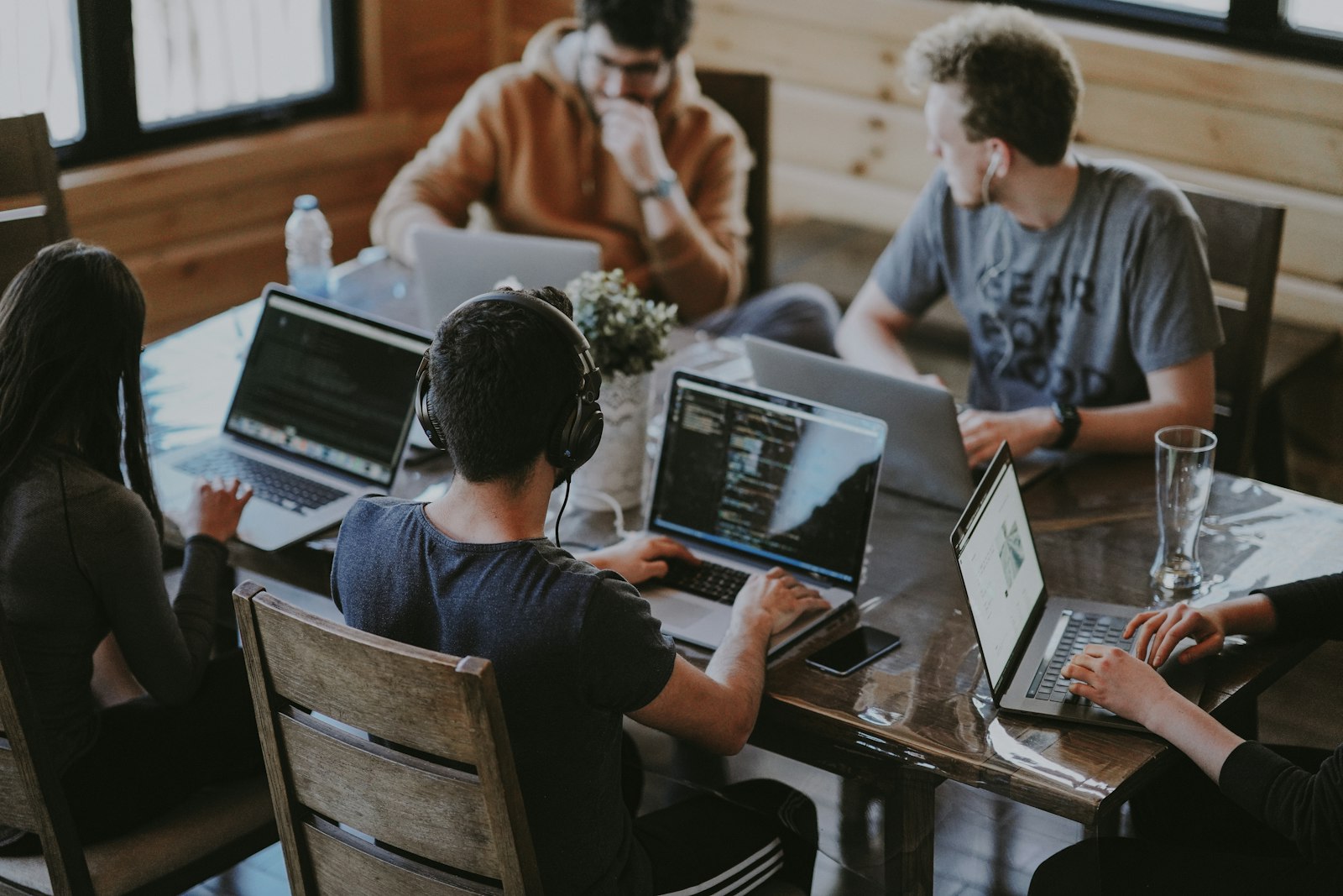 GEOLINK consultants tailoring an engagement
